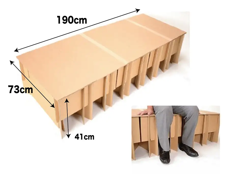 段ボール製簡易ベッド